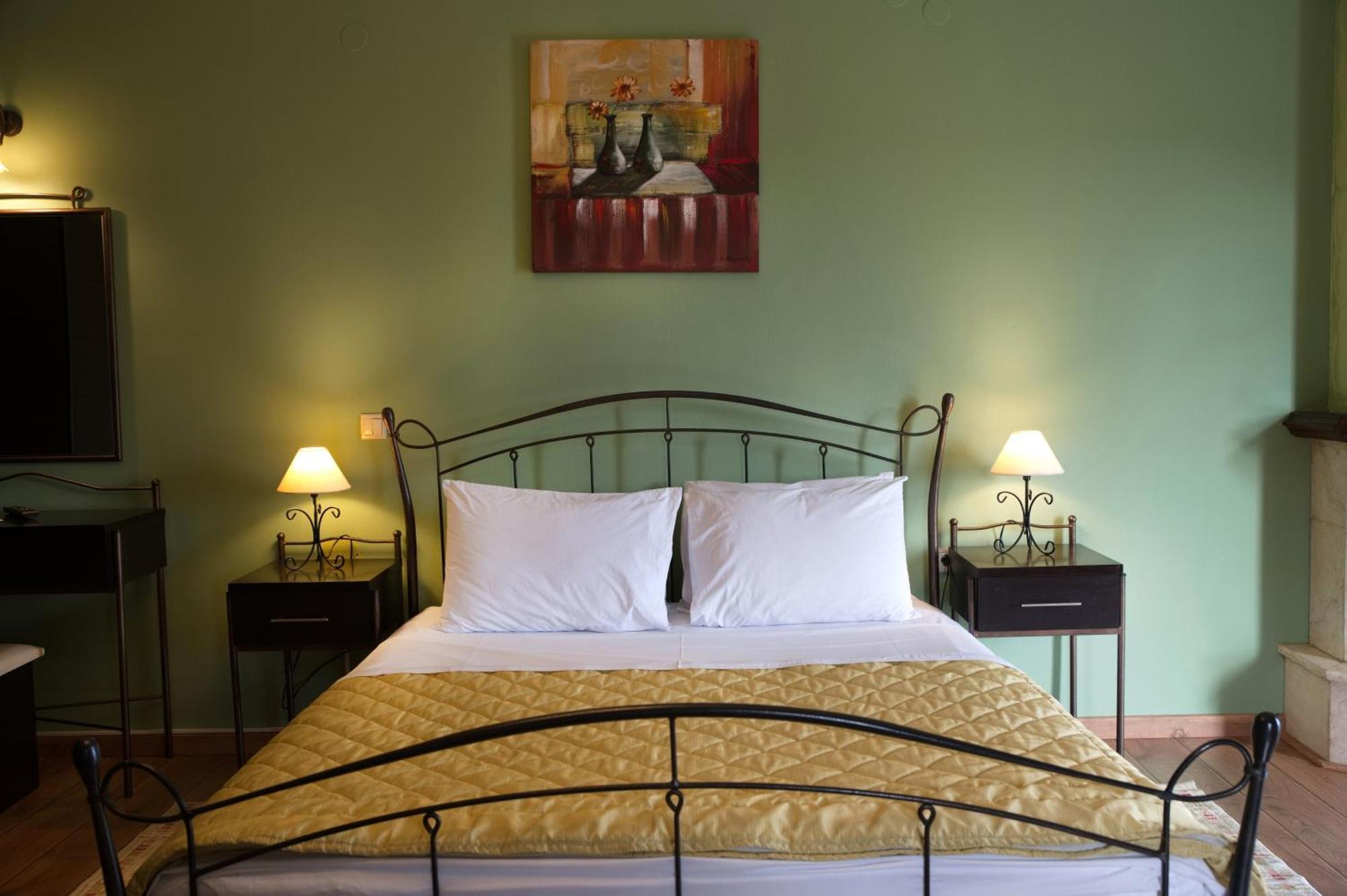 Hotel Agnanti Unique Hospitality Kastoria Bagian luar foto