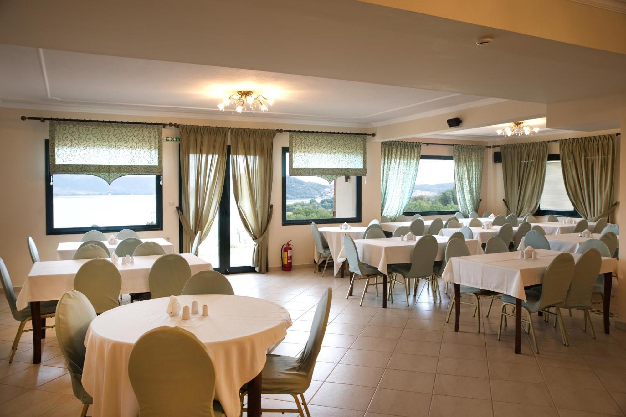 Hotel Agnanti Unique Hospitality Kastoria Bagian luar foto