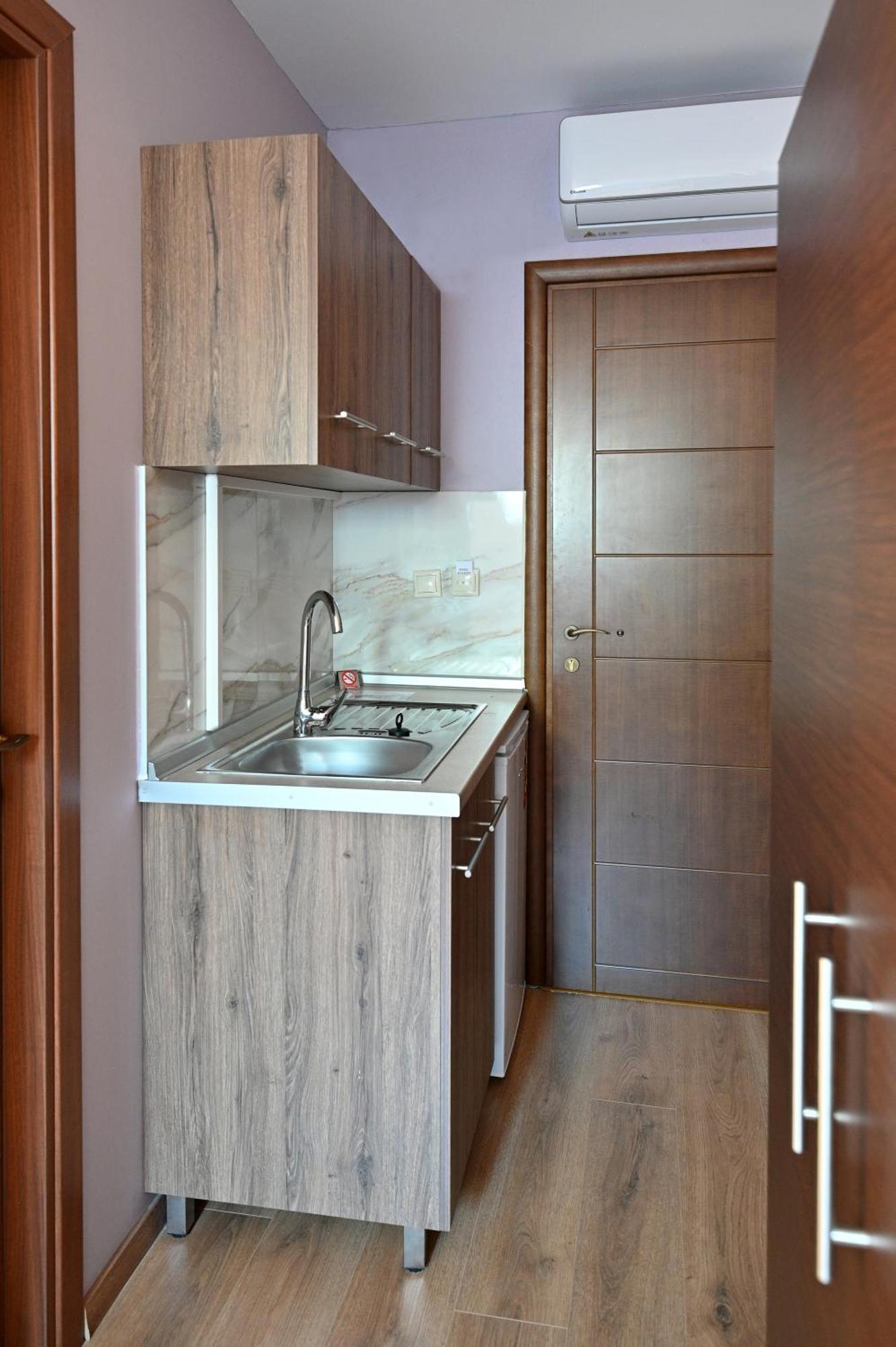Hotel Agnanti Unique Hospitality Kastoria Bagian luar foto